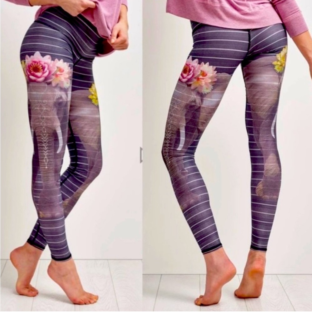 Teeki Gray Love The Elephant  Striped Yoga Leggings Size Small